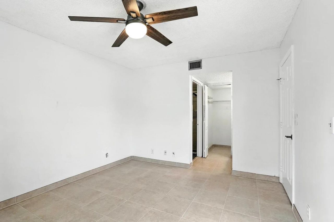 3050 Norwood Place, Unit N112, Boca Raton, FL 33431 Photo