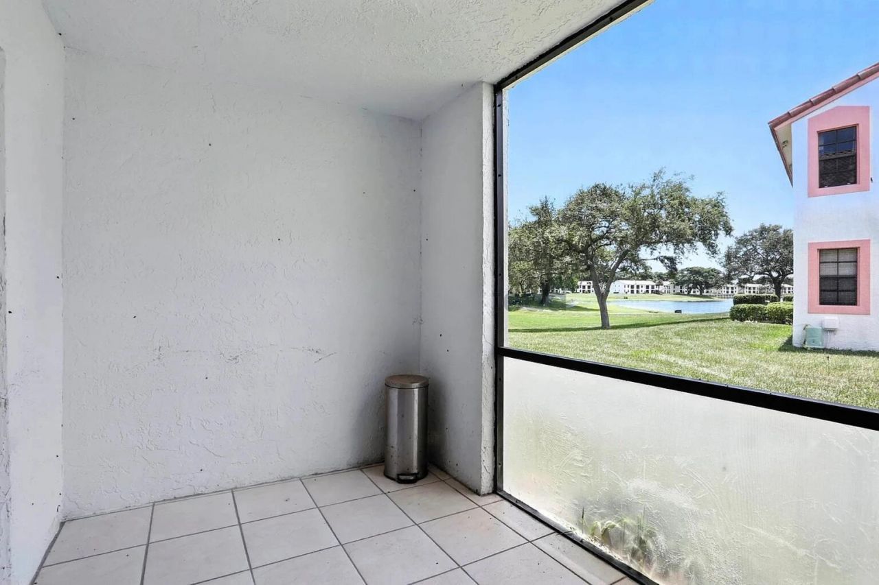 3050 Norwood Place, Unit N112, Boca Raton, FL 33431 Photo
