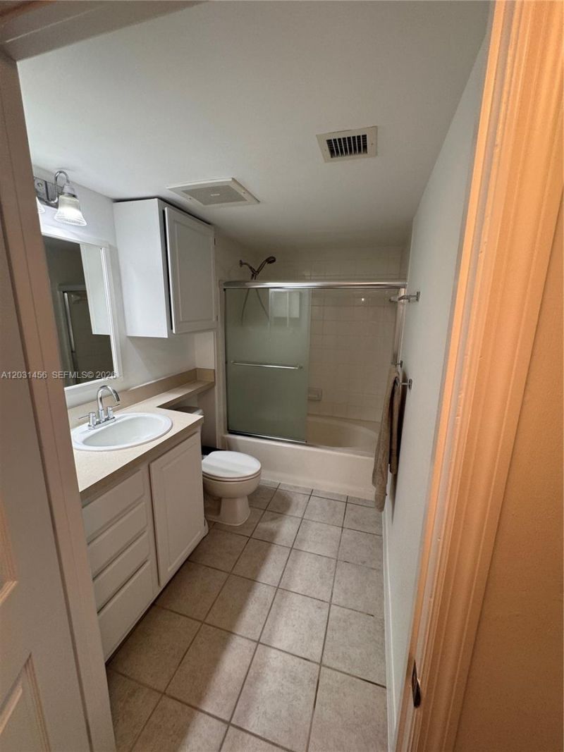 2665 SW 37th Ave , Unit 201, Miami, FL 33133 Photo