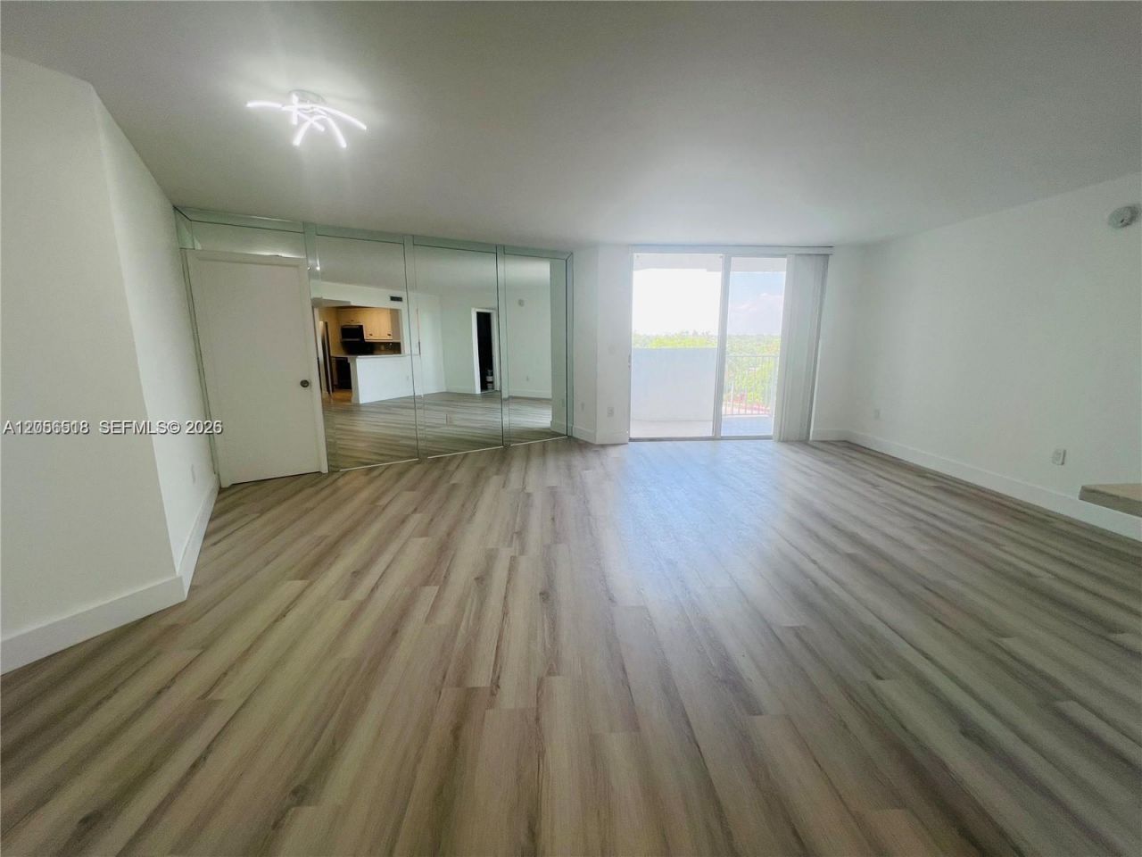 1200 NE Miami Gardens Dr , Unit 501W, Miami, FL 33179 Photo
