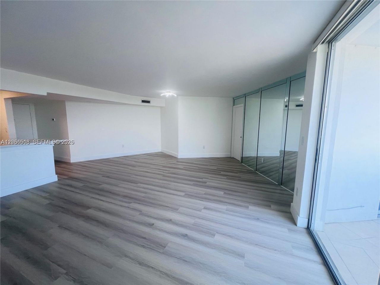 1200 NE Miami Gardens Dr , Unit 501W, Miami, FL 33179 Photo