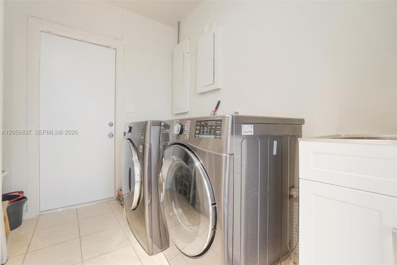 412 Gerona Ave , Coral Gables, FL 33146 Photo