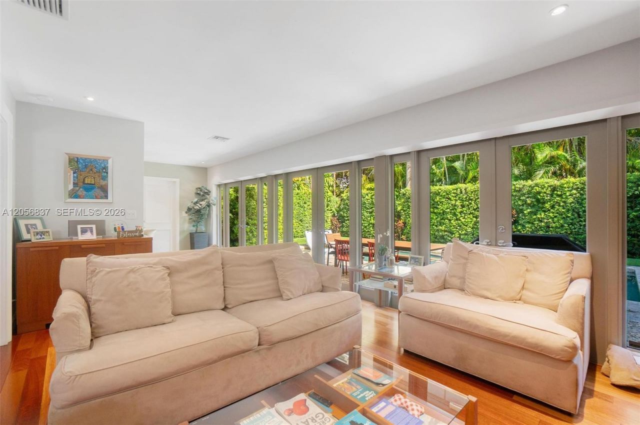 412 Gerona Ave , Coral Gables, FL 33146 Photo