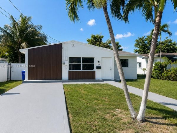 2249 Johnson St , Hollywood, FL 33020
