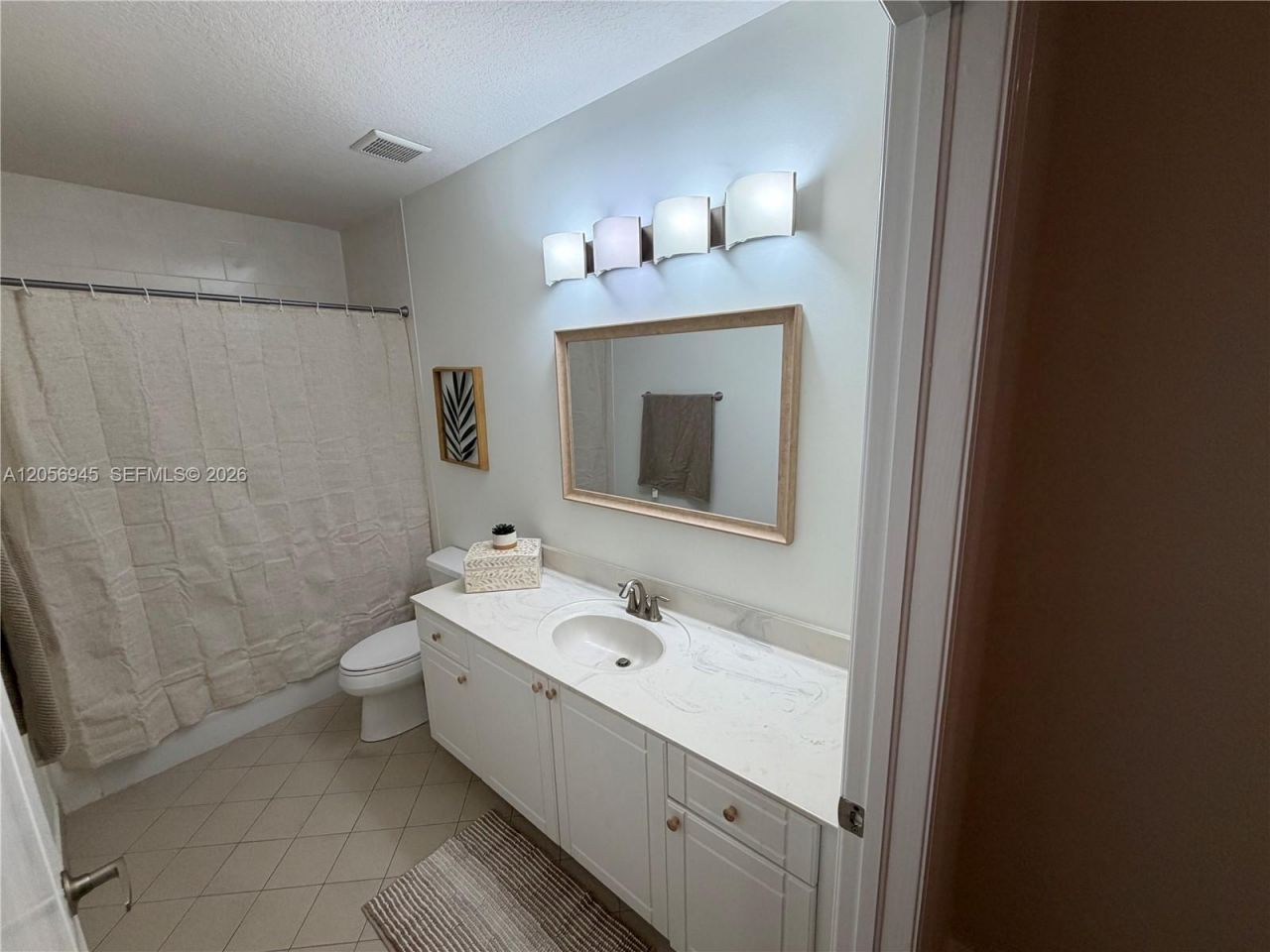652 NE 63rd St, Unit 404, Miami, FL 33138 Photo