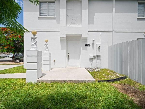 13529 SW 262nd St , Homestead, FL 33032