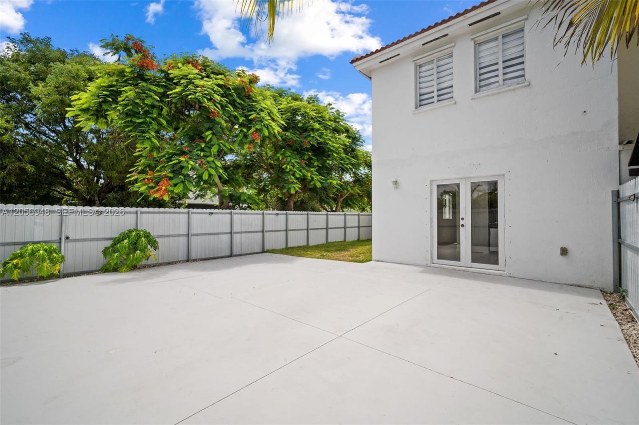 13529 SW 262nd St , Homestead, FL 33032 Photo