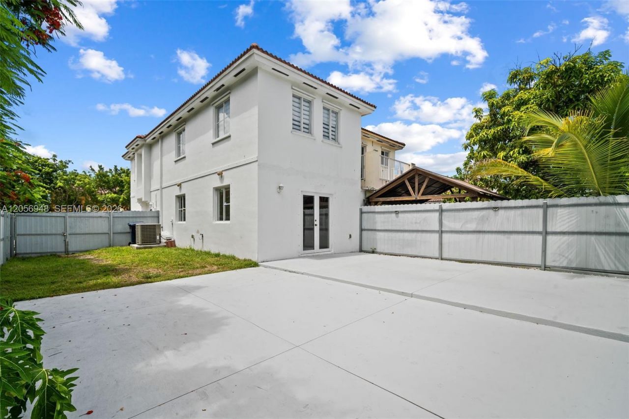 13529 SW 262nd St , Homestead, FL 33032 Photo