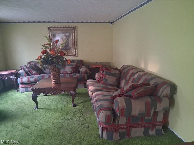 2691 Elizabeth Drive, Lordstown, OH 44481 Photo 11