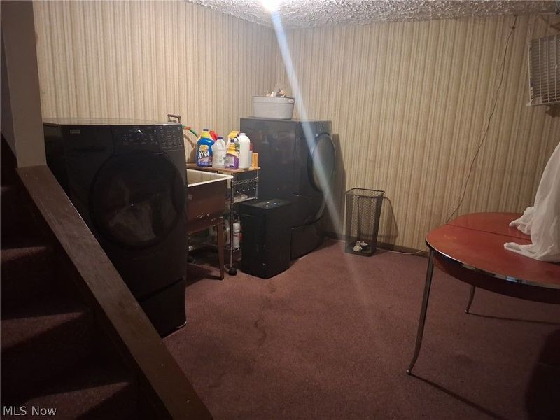 2691 Elizabeth Drive, Lordstown, OH 44481 Photo 27