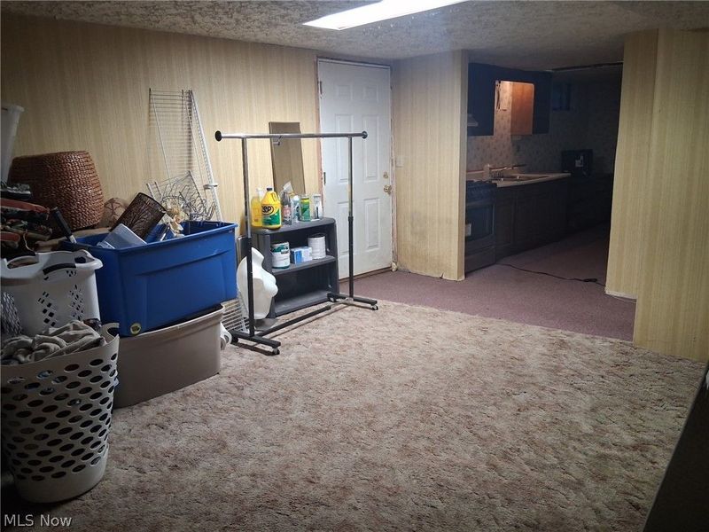 2691 Elizabeth Drive, Lordstown, OH 44481 Photo 30