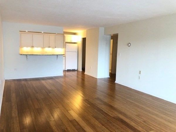 151 Coolidge Ave, Unit 308, Watertown, MA 02472