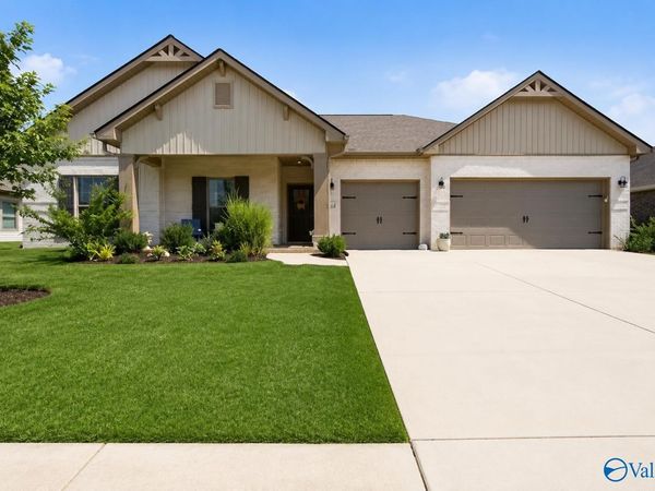 25069 Addlestone Drive, Athens, AL 35613