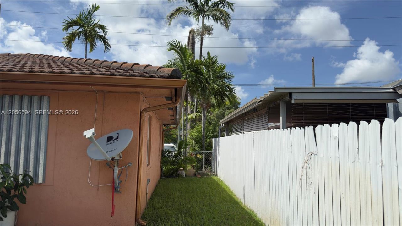 760 W 23rd St , Hialeah, FL 33010 Photo