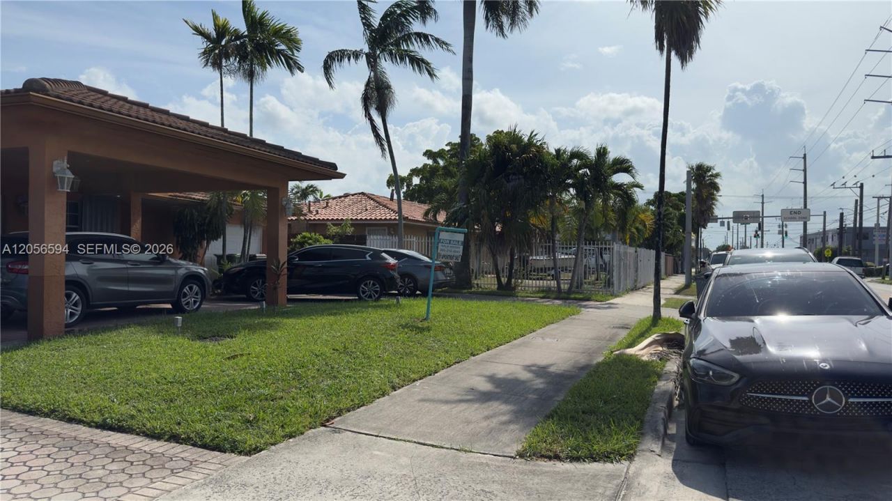 760 W 23rd St , Hialeah, FL 33010 Photo