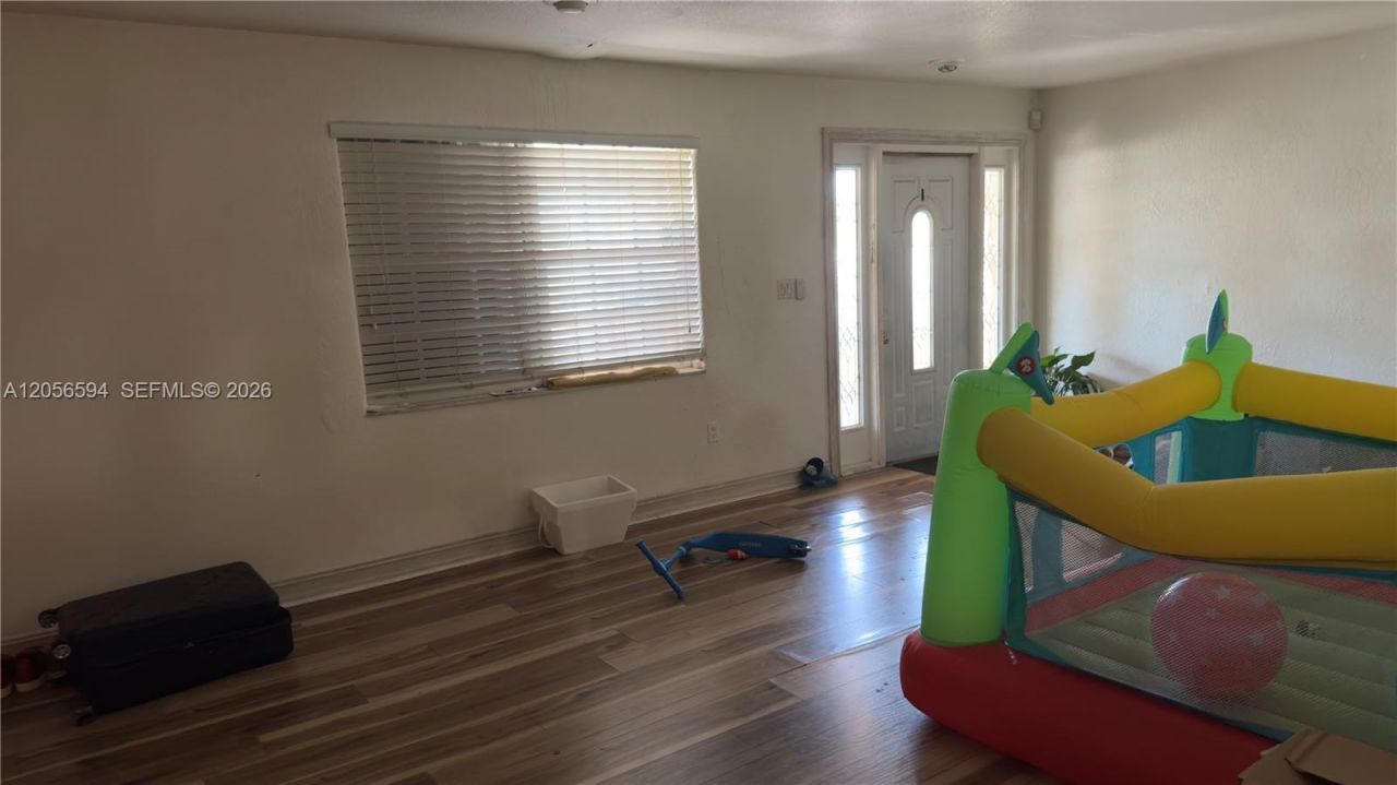 760 W 23rd St , Hialeah, FL 33010 Photo