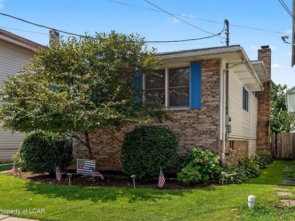 73 Girard Avenue, Plymouth, PA 18651