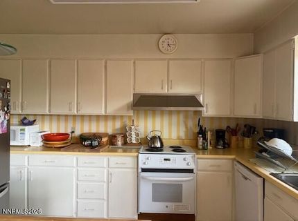 605 Ivy Street, Carson City, NV 89703 Photo
