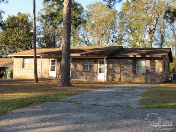 3606 Chaffin St, Pensacola, FL 32504