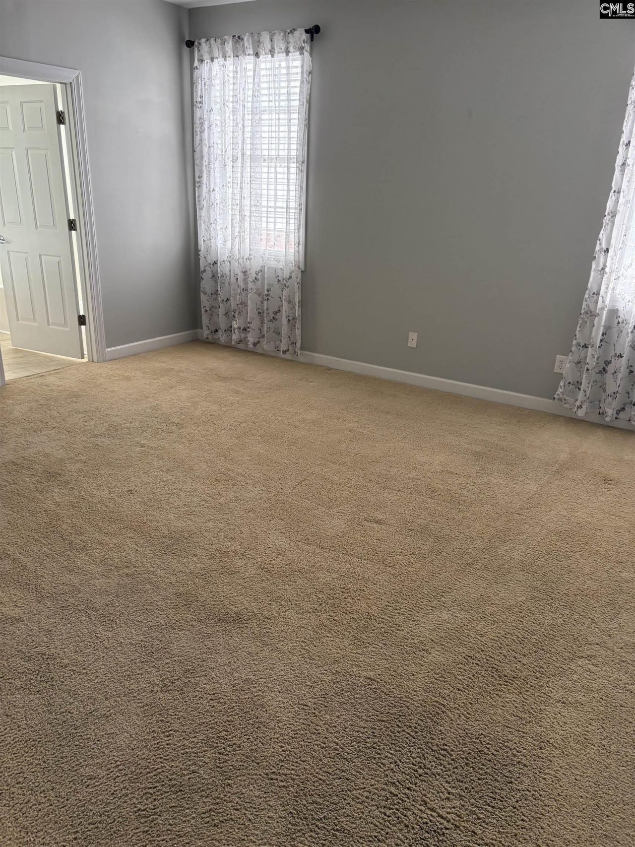 216 Powell Drive  Photo 10