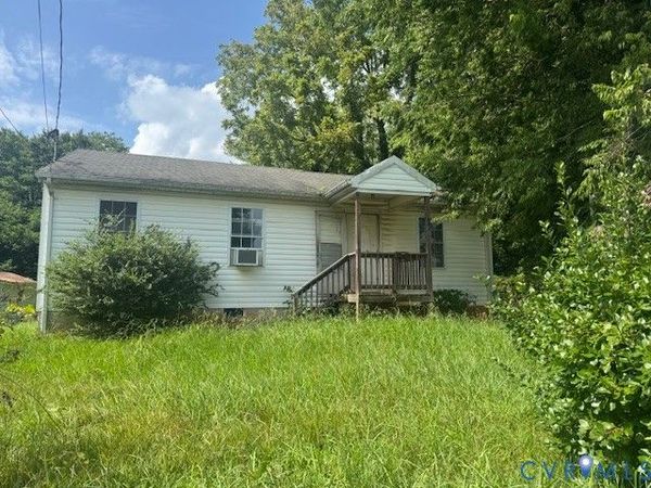 212 W 5th Street , Unit 1, Chase City, VA 23924