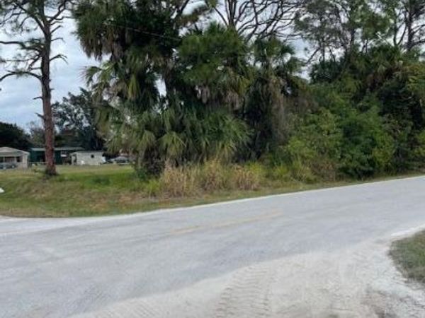 Xxx N 45, Fort Pierce, FL 34994