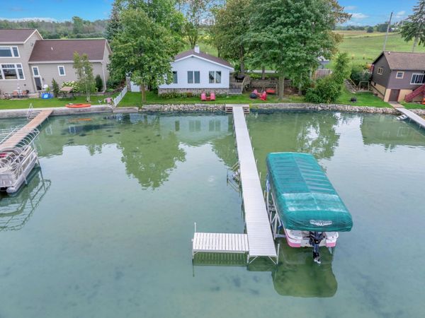 10626 Sunny Vista Ln, Schleswig, WI 53042