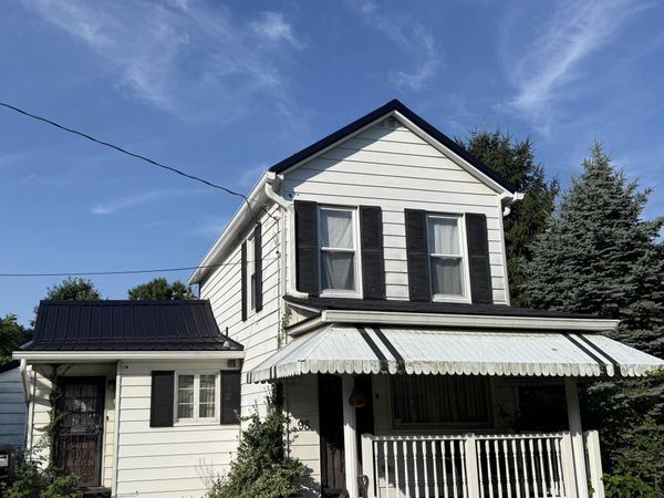 98 Waller Street, Larksville, PA 18704