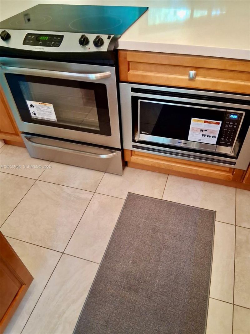 151 Essex Rd , Unit 4-30, Hollywood, FL 33024 Photo