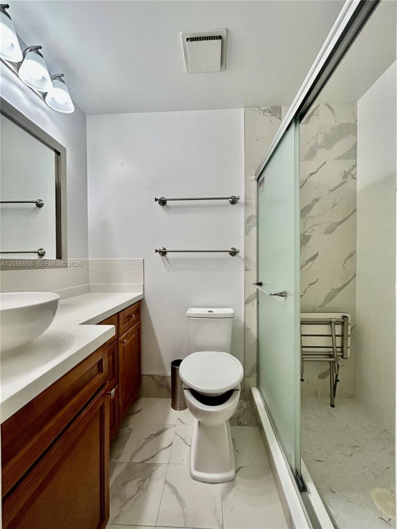 151 Essex Rd , Unit 4-30, Hollywood, FL 33024 Photo