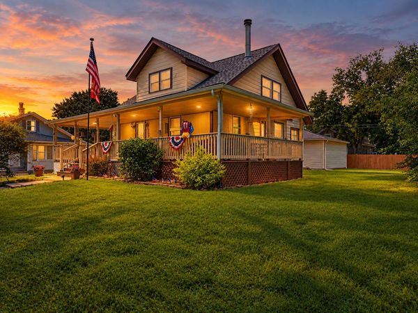 940 E Main Street, Ottawa, IL 61350