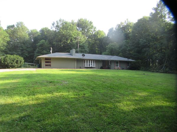 20349 M 60, Cassopolis, MI 49031