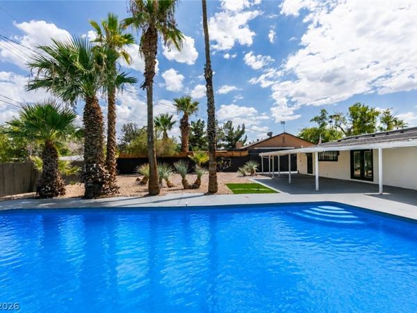 1111 Strong Drive, Las Vegas, NV 89102