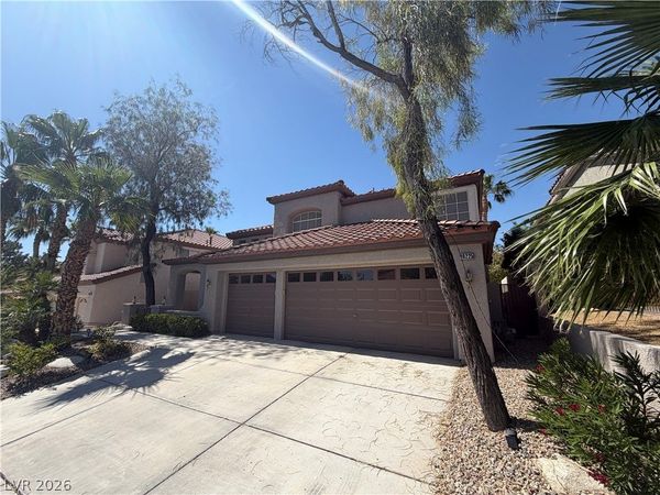 10225 Red Bridge Avenue , Las Vegas, NV 89134