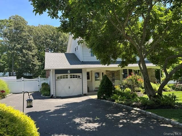 5 Rockhill Road, Rocky Point, NY 11778 Main Photo