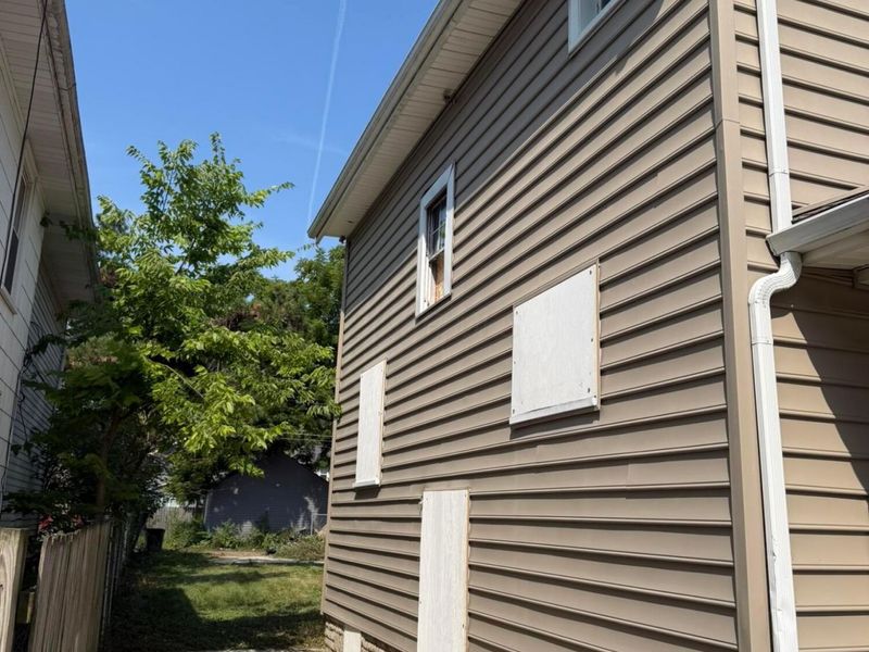559 S Burgess Avenue , Columbus, OH 43204 Photo 3