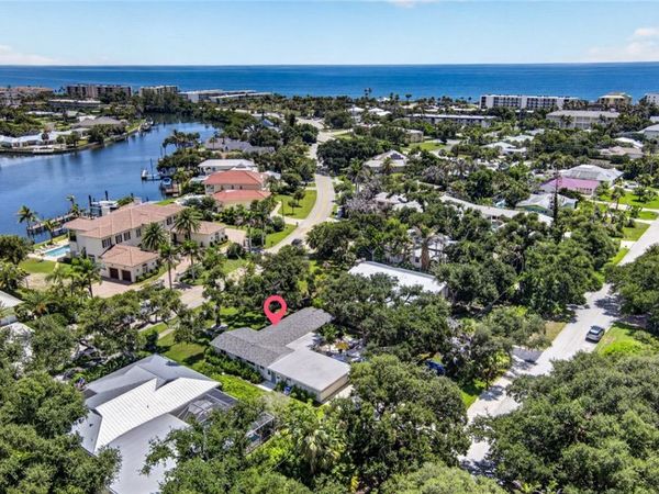 524 Live Oak Road, Vero Beach, FL 32963