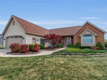 3921 Wildwing Drive , North Tonawanda, NY 14120