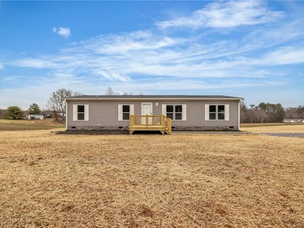 275 Carlton Road , Boomer, NC 28606