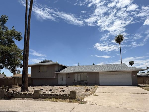 4137 W LUKE Avenue, Phoenix, AZ 85019