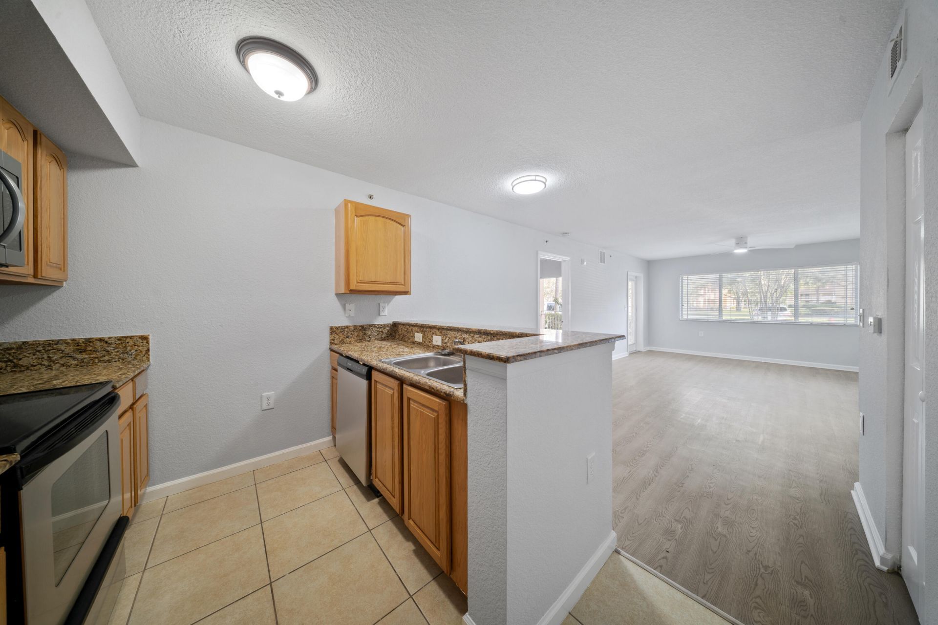 231 SW Palm Drive, Unit 101, Port Saint Lucie, FL 34986 Photo