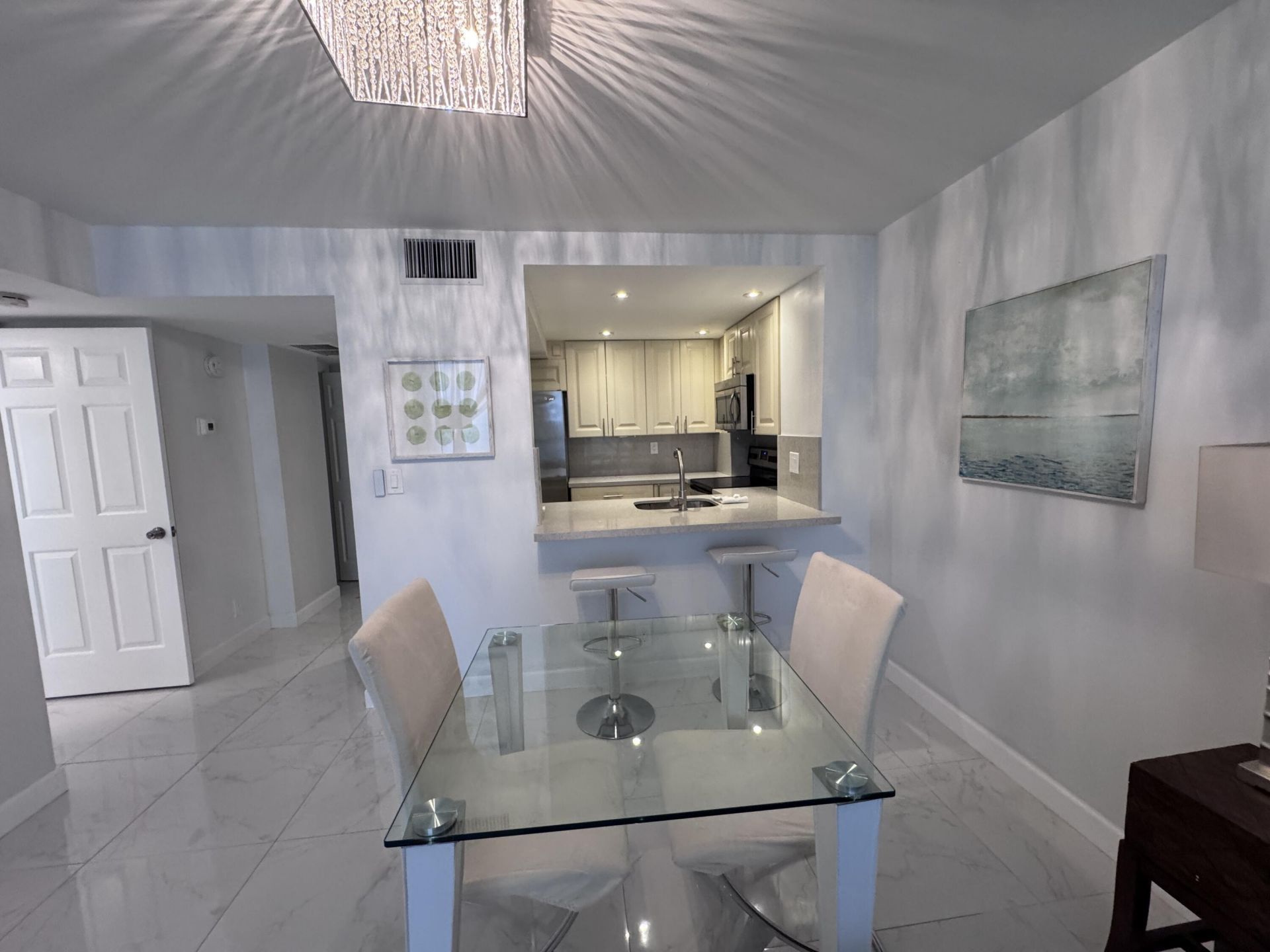 3031 N Ocean Boulevard, Unit 708, Fort Lauderdale, FL 33308 Photo