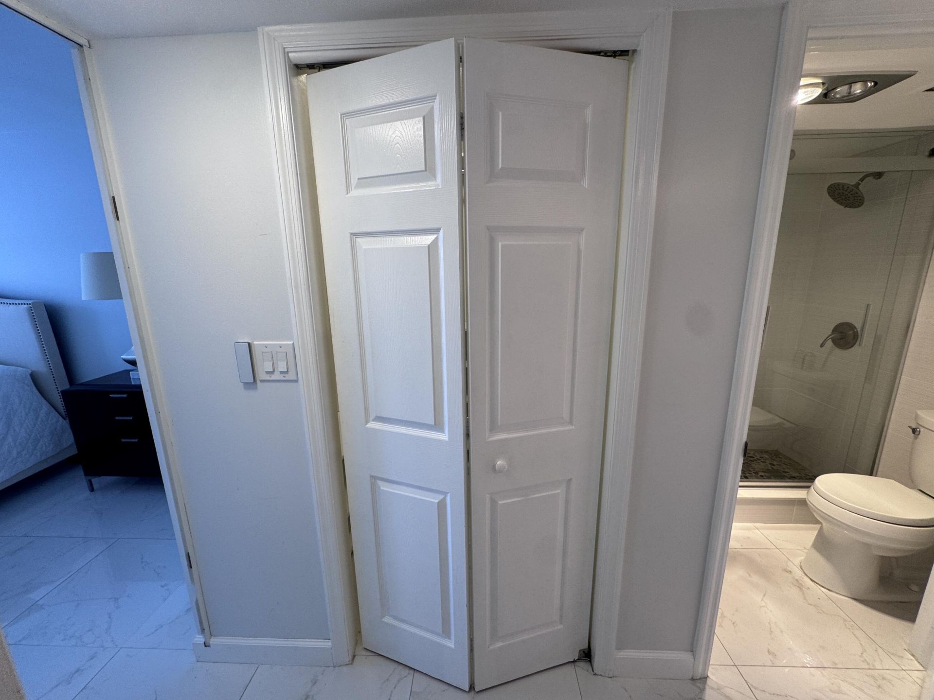 3031 N Ocean Boulevard, Unit 708, Fort Lauderdale, FL 33308 Photo