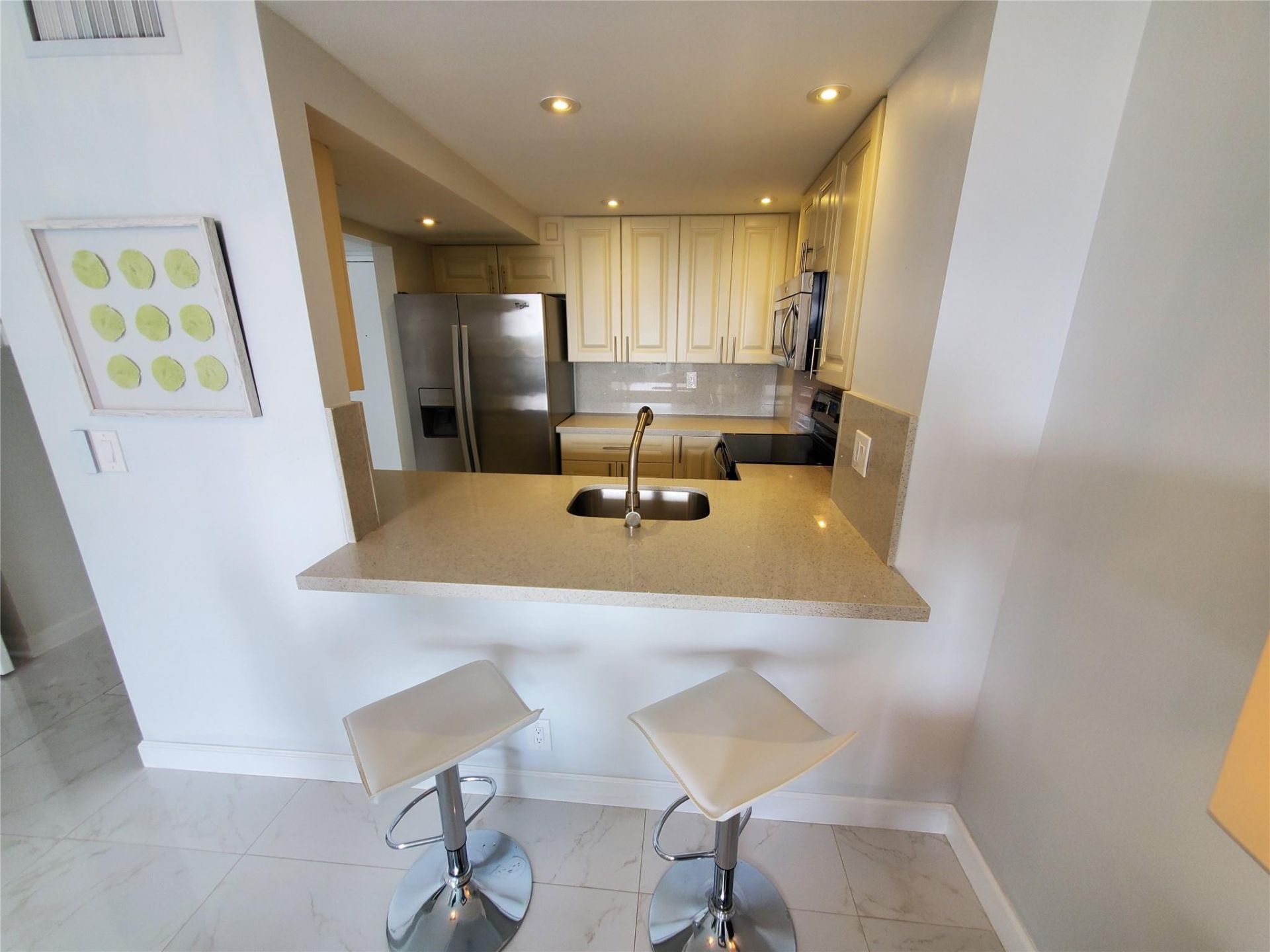 3031 N Ocean Boulevard, Unit 708, Fort Lauderdale, FL 33308 Photo