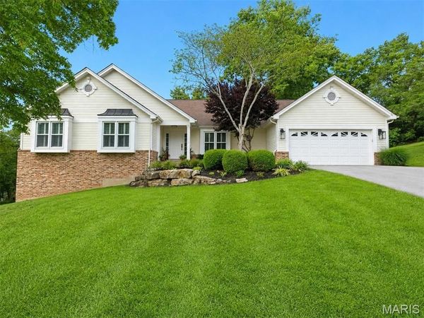 1506 Timber Point Court , Chesterfield, MO 63017