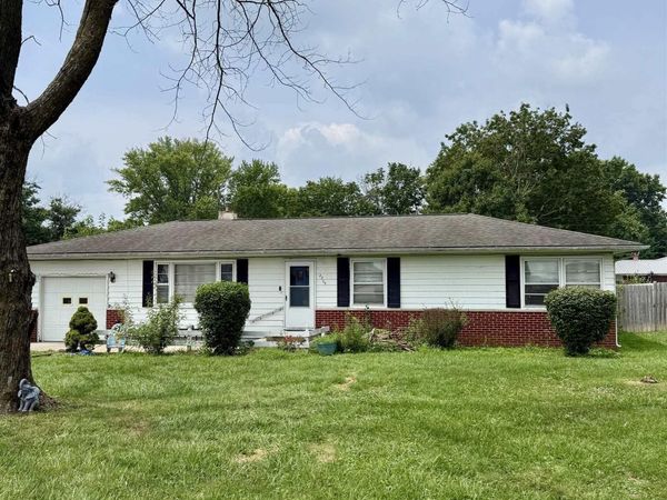 2205 S Dixon Road, Kokomo, IN 46902