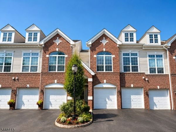 810 Firethorn Dr, Union, NJ 07083