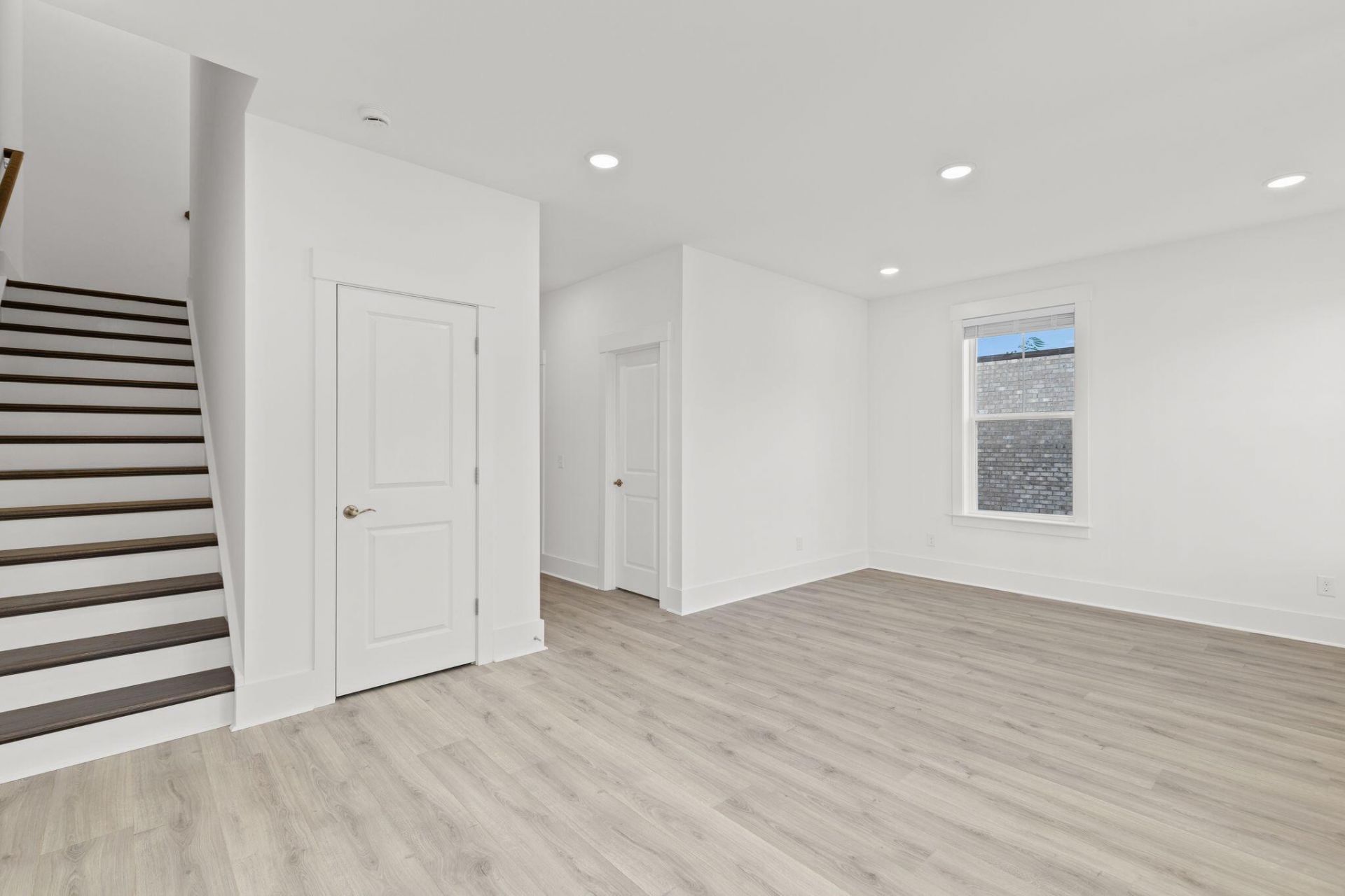 128 Etta Way Photo 33