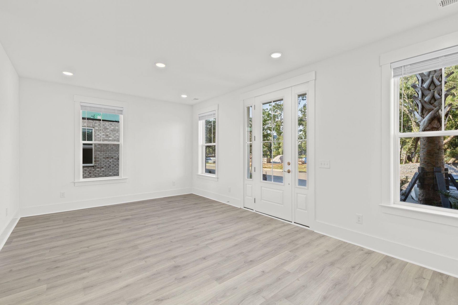 128 Etta Way Photo 36