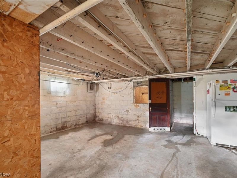 374 Niles Cortland Road SE, Warren, OH 44484 Photo 24